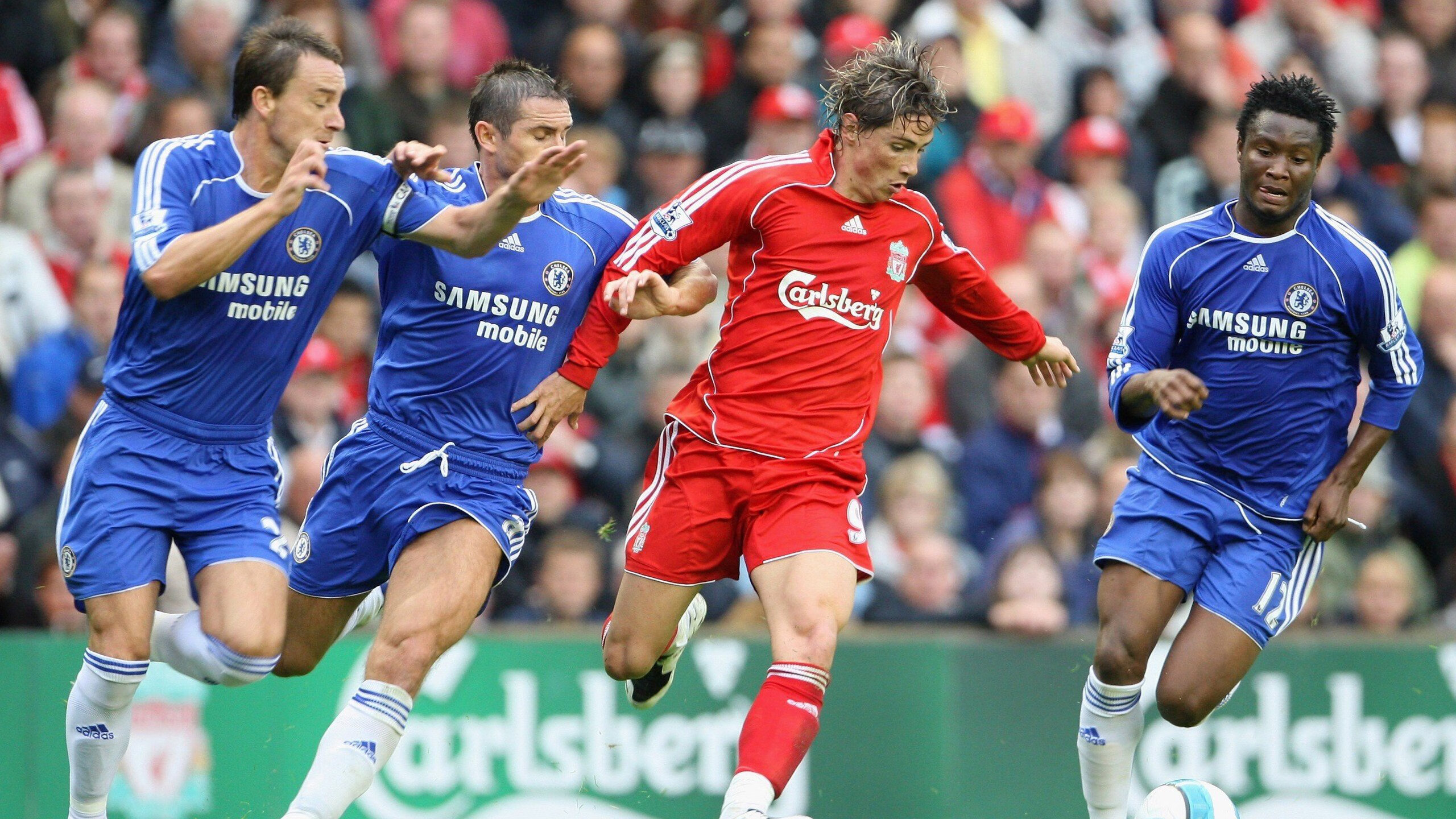 最刺激瞬间:比赛中的绝妙配合令观众惊叹,比赛刺激的成语