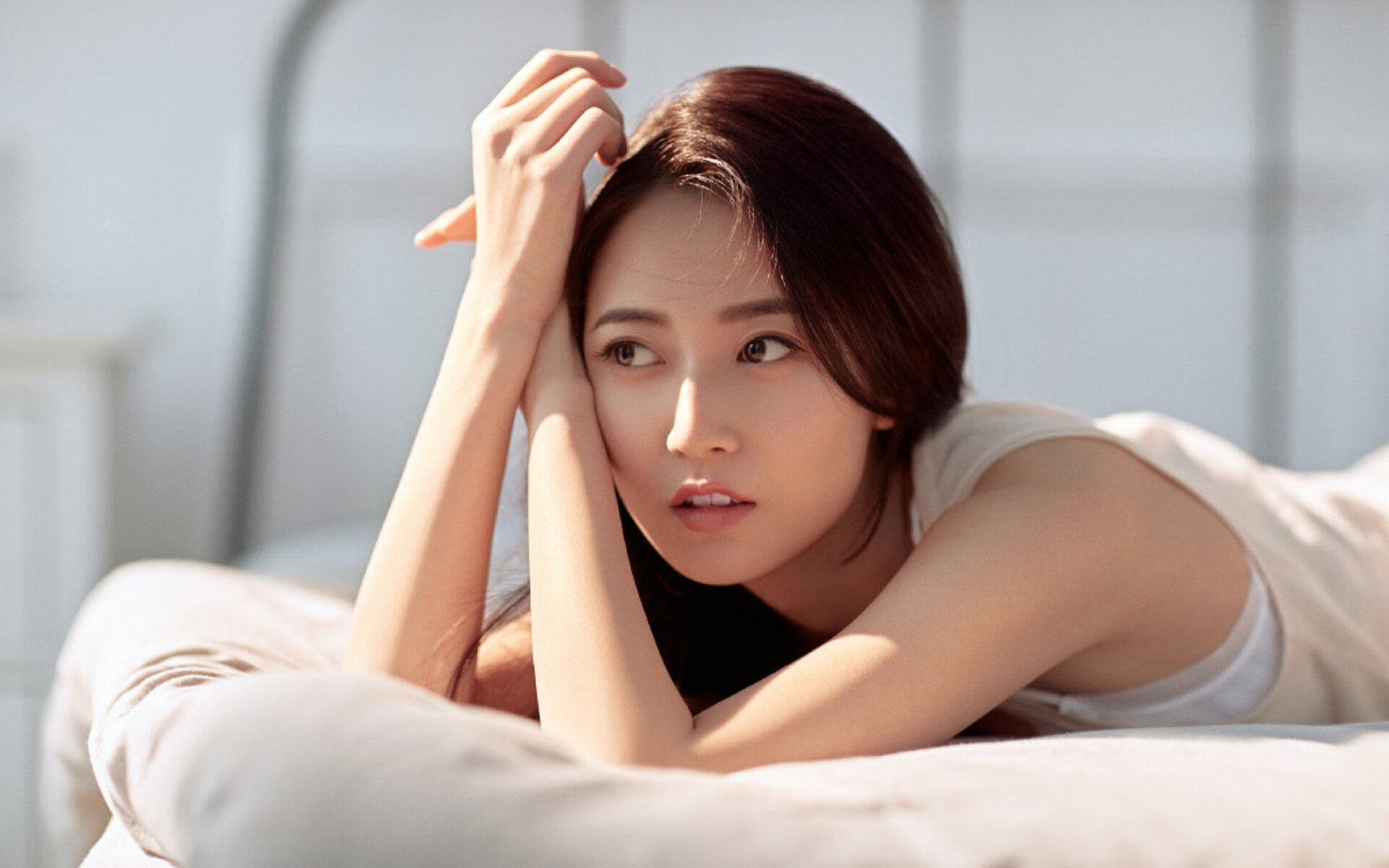 爱游戏平台-拜仁遭遇塞尔塔：强弱对比将分晴雨，拜仁vs塞维利亚结果