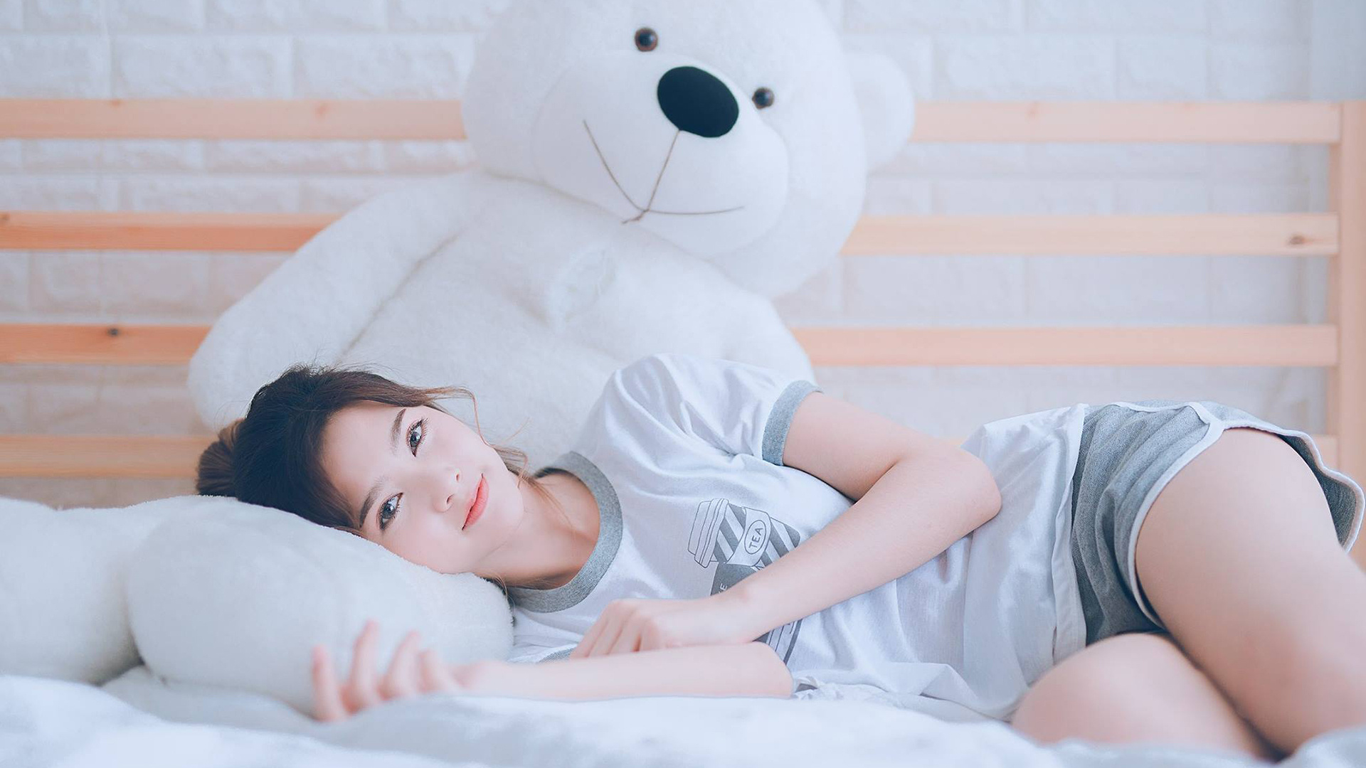 爱游戏app下载-拜仁锋线老化是否影响欧冠竞争力，拜仁巅峰