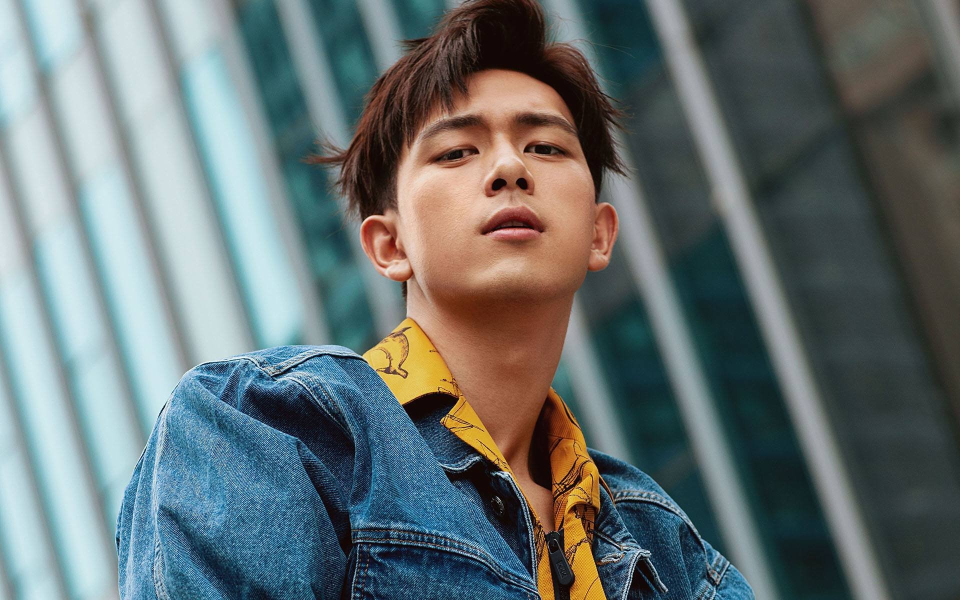 爱游戏登录入口-仰泳决赛美中澳三强缠斗，仰泳国际比赛视频