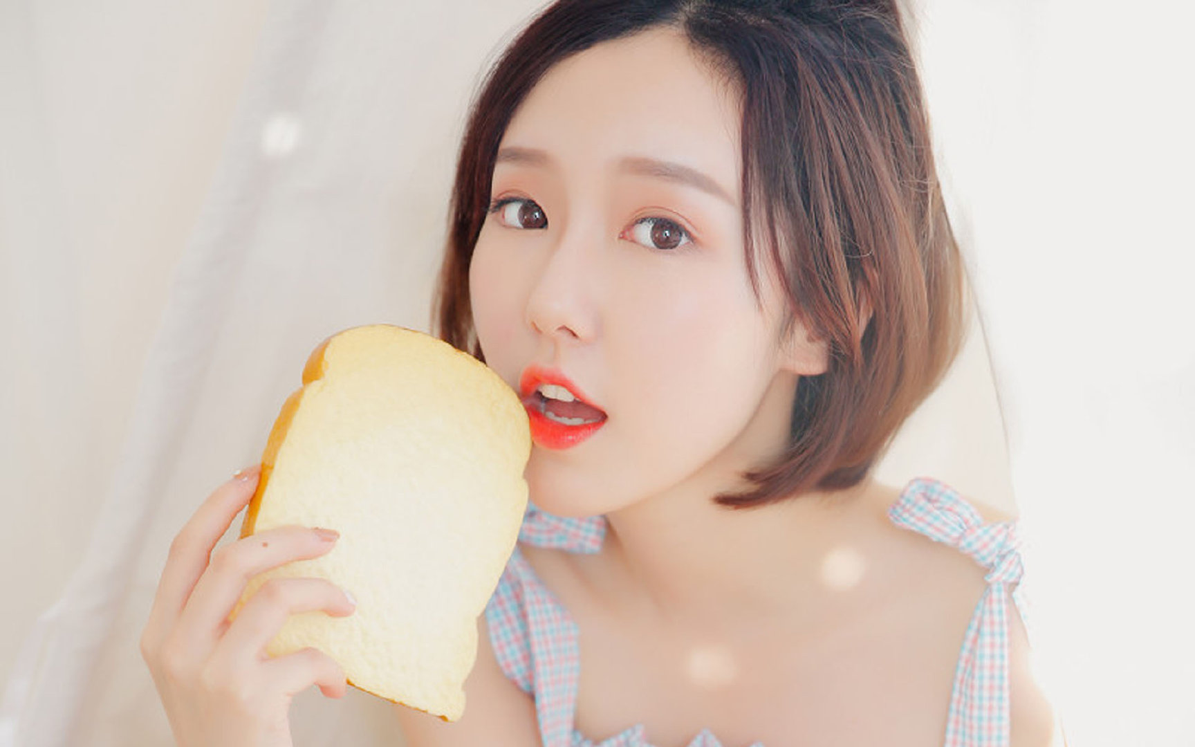 爱游戏平台-史密斯赛场表现获教练高度评价，史密斯比赛视频