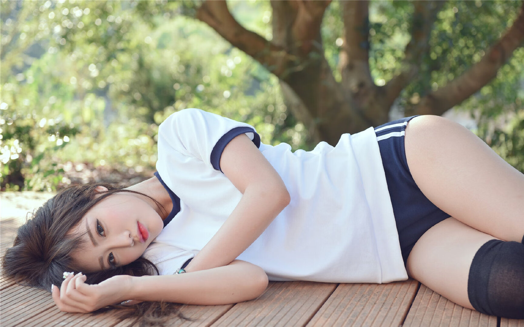 特色足球俱乐部积极推动国际交流合作，提升竞技水平，5家足球俱乐部举行交流活动