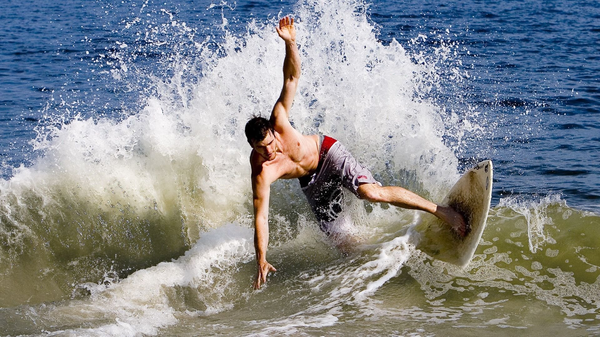 《创新比赛规则：提升公平性与观赏性的平衡点》，创新类的比赛